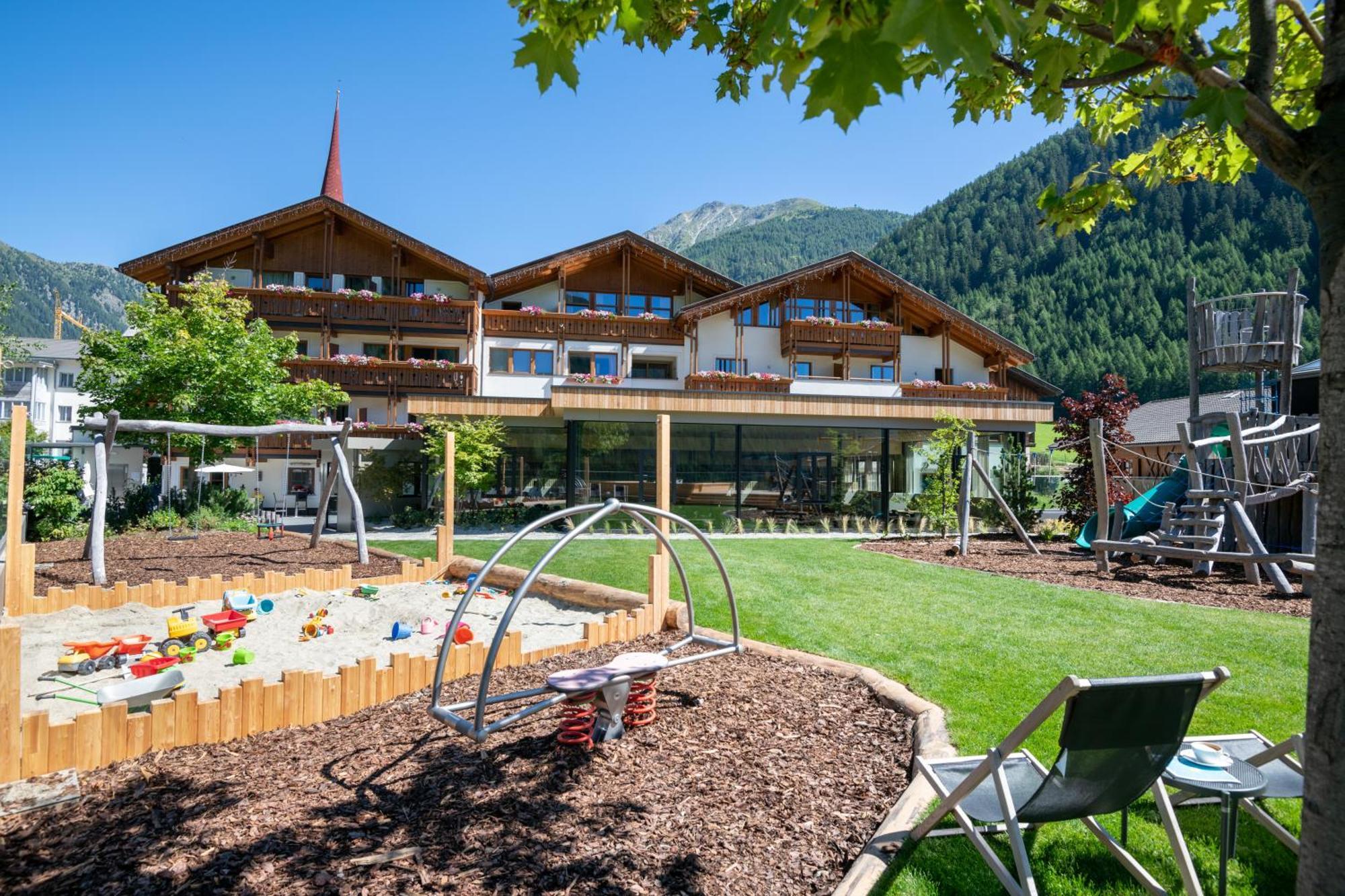 Familienhotel Huber Valles Extérieur photo